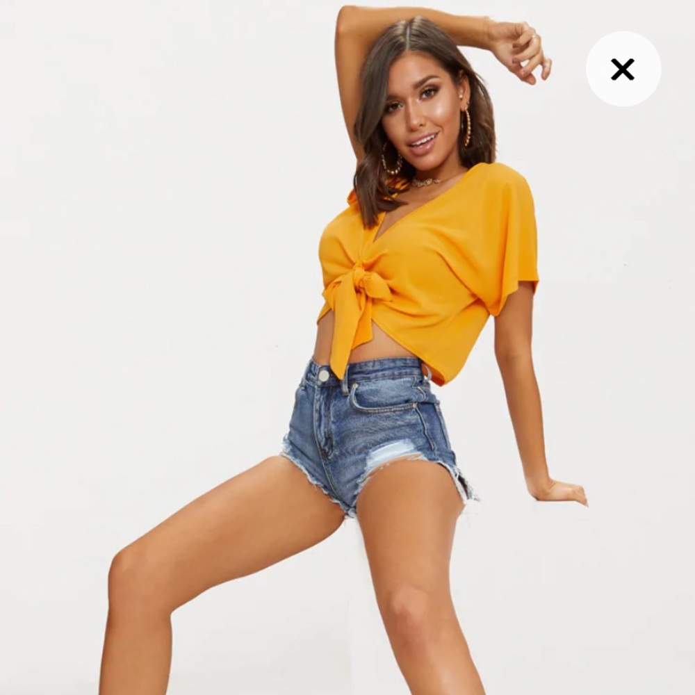 PrettyLittleThing top - Picture 2 of 5